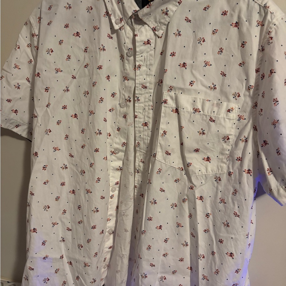 Lee Men's White Floral Button Down Shirt
